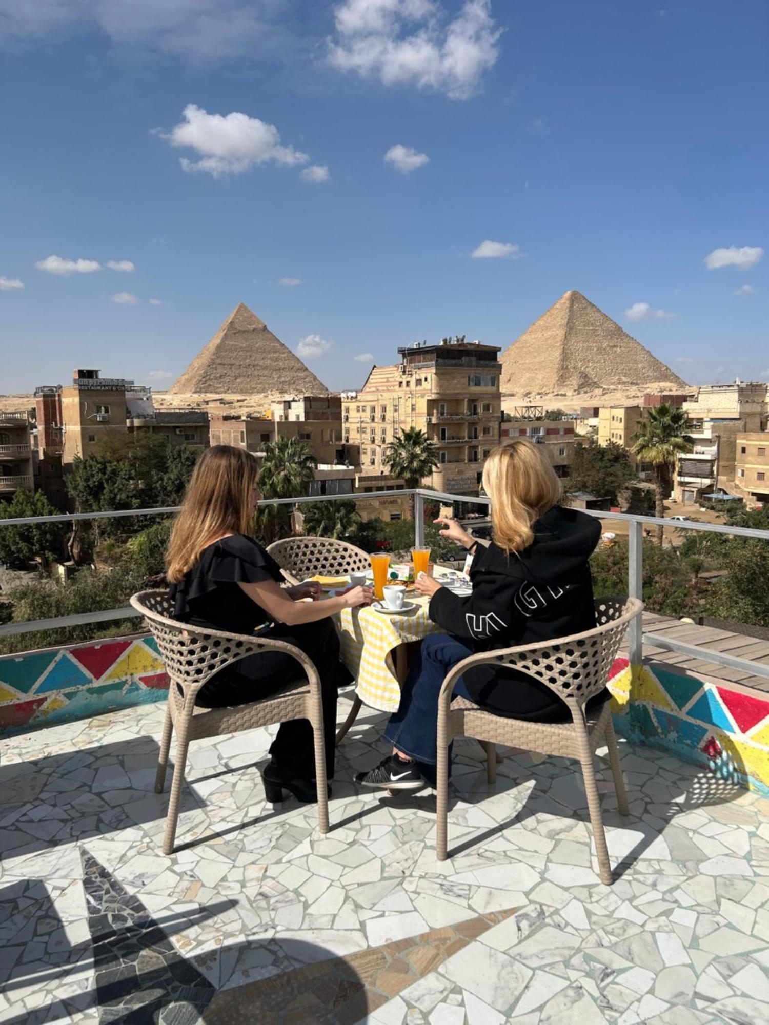 Matto Pyramids Inn Kafret el-Gabal Exterior foto