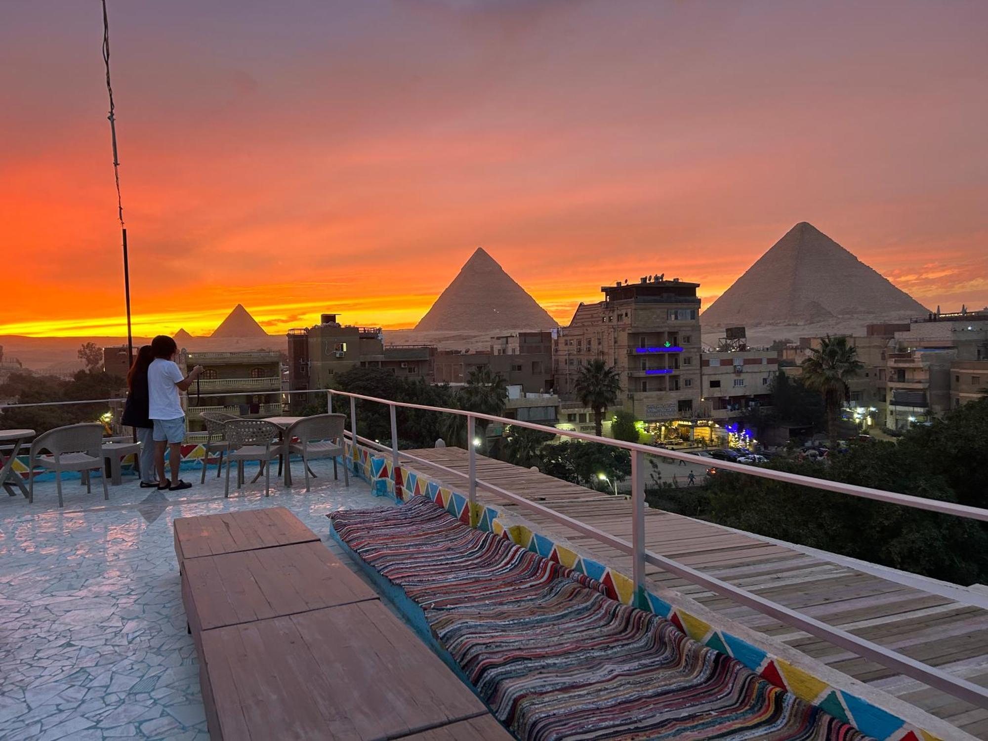 Matto Pyramids Inn Kafret el-Gabal Exterior foto